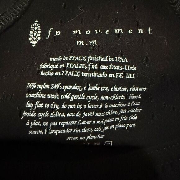 Free people movement gone adrift seamless yoga crop top size medium - Picture 3 of 4